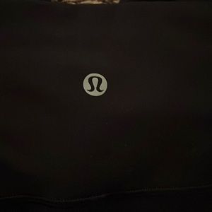 Black lululemon leggings